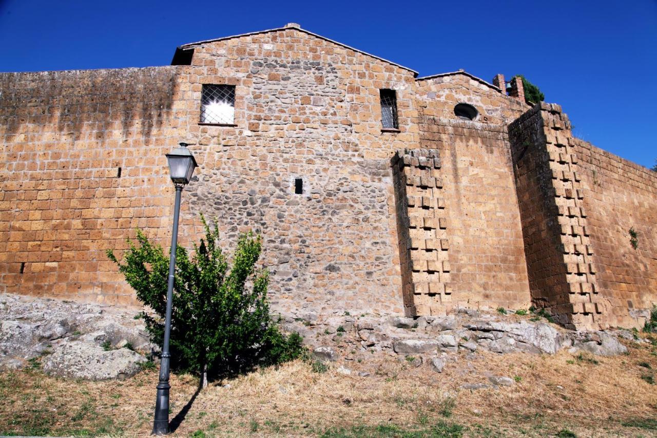 Casa Vacanze Nives Tuscania Kültér fotó