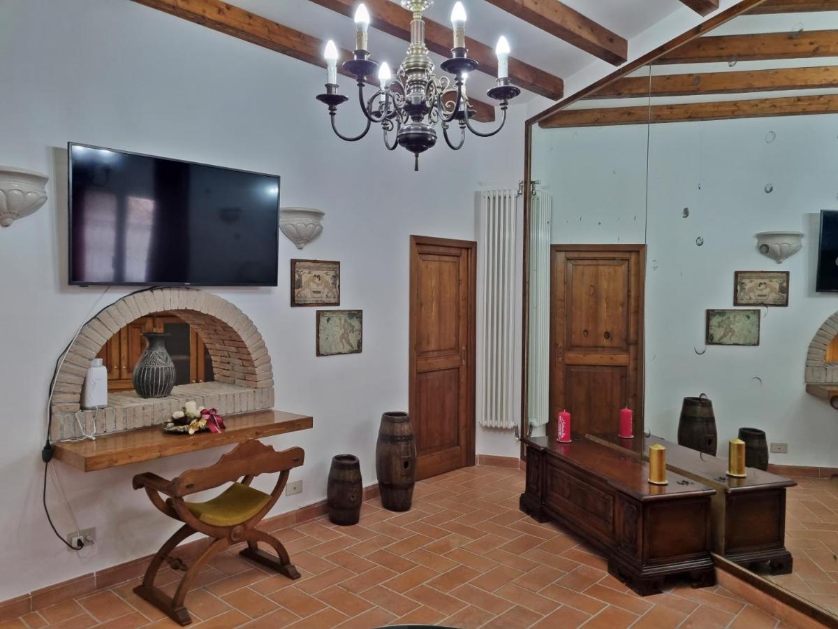 Casa Vacanze Nives Tuscania Kültér fotó