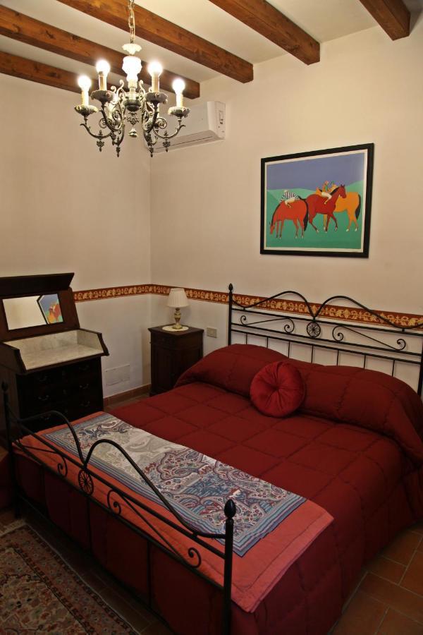 Casa Vacanze Nives Tuscania Kültér fotó